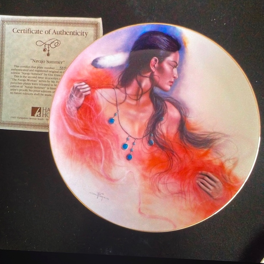 Navajo Women collectors plate
"Navajo Summer” by Ozz Franca 2nd in series.